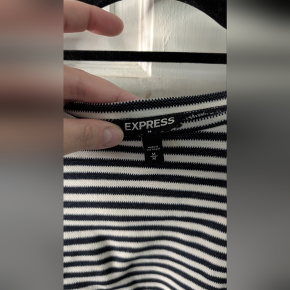 Express Tie Bow Blouse M - Picture 4 of 7